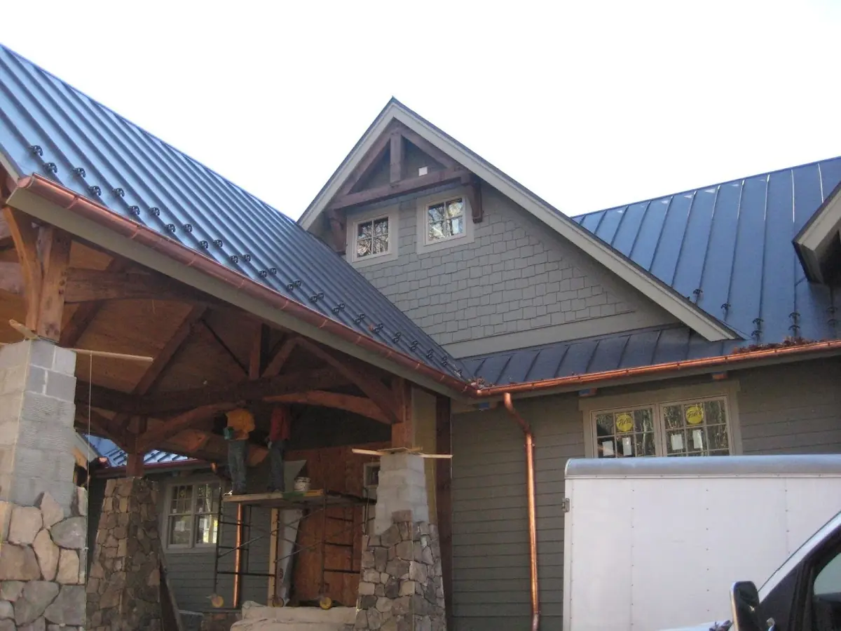 Craftsman Roofing team delivering quality roofing work in Sandy Spring